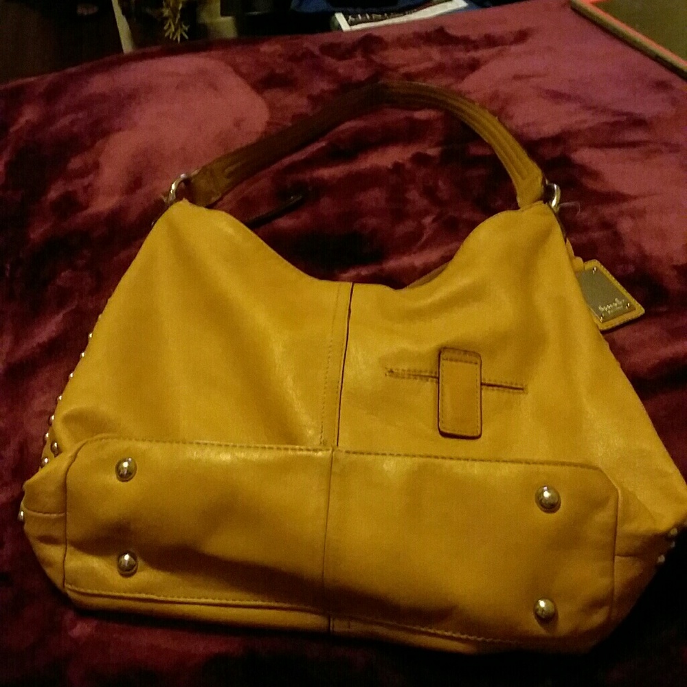 Handbag - Picture 3 of 4